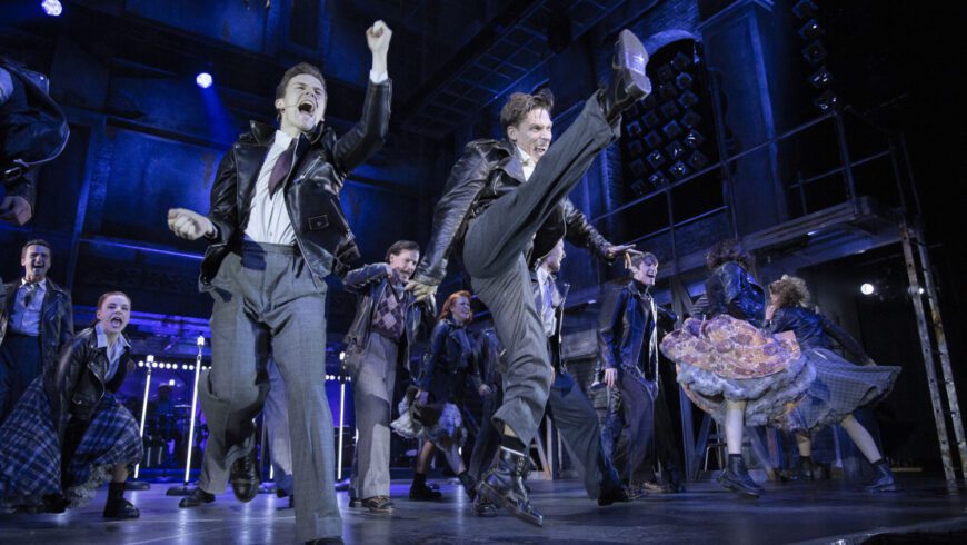 Gelungene Musical-Adaption der ZDF-Erfolgsserie (Foto Jörn Hartmann/Dominic Ernst)