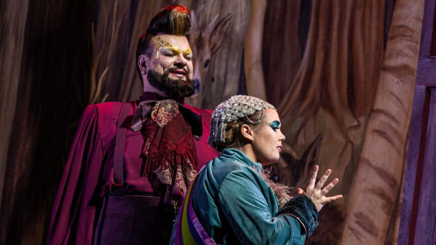 Ehe aus Kalkül: Johannes Mooser (Alexej) und Lena Kutzner (Charlotte) (Foto Christina Iberl)