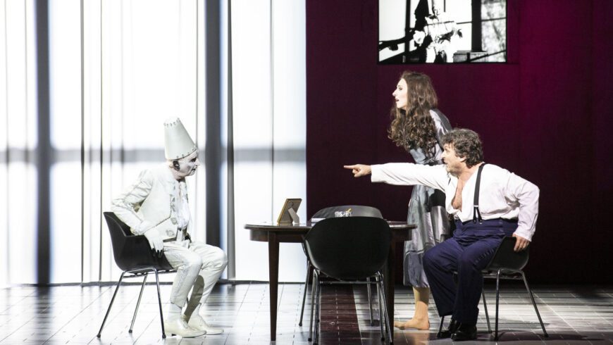 Zeitgemäß inszeniertes Opern-Schmuckstück (Foto Bernd Uhlig/Opéra national de Paris)