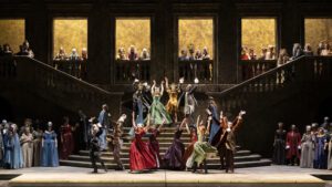Bewusst klassisch gehaltene Szenerie (Foto Teatro Regio Torino/Andrea Macchia)
