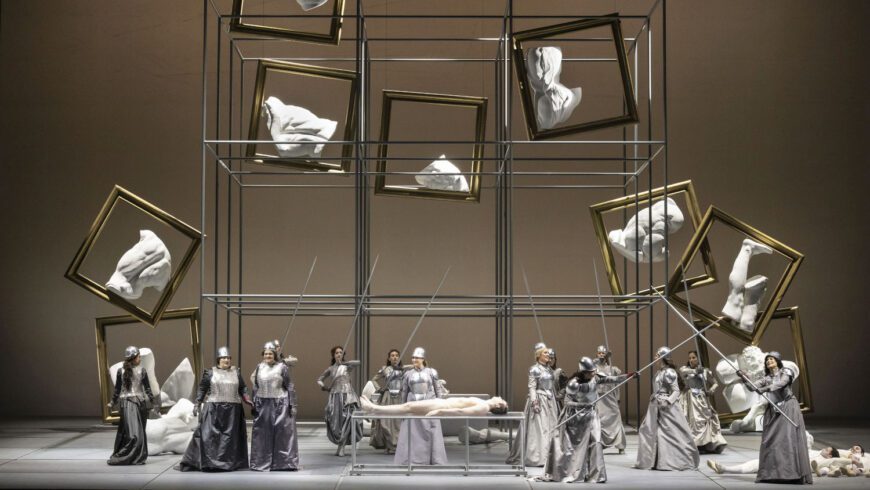 Walküren-Anatomie (Foto Luciano Romano/Teatro di San Carlo)