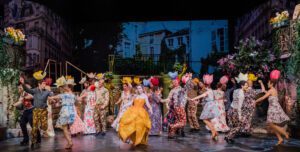 Der Blumenrausch des dritten Aktes (Foto Kirsten Nijhof)