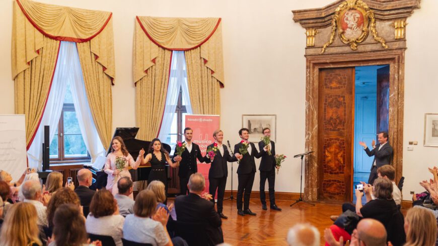 Das Konzert in der Deutschen Botschaft Prag (Foto narodni-divadlo.cz/Adam Mráček)