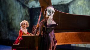 „Genie und Verbrechen auf ewig unvereinbar“ (Foto Salzburger Marionettentheater/Bernhard Müller)