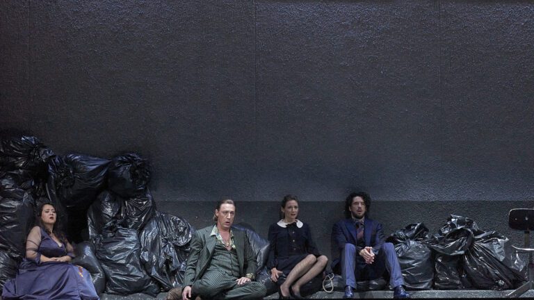 Im siebten Untergeschoss